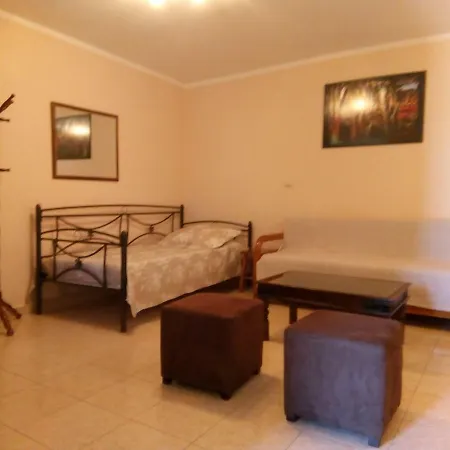Iridas House In Farm Near The Sea Апартаменты *