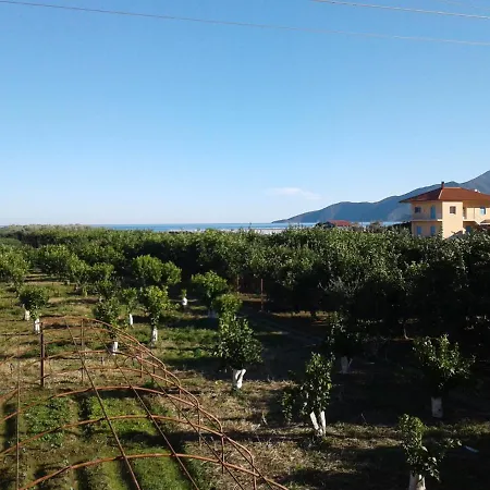 Iridas House In Farm Near The Sea Апартаменты